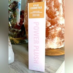 Kylie Cosmetics foundation, shade 3.5